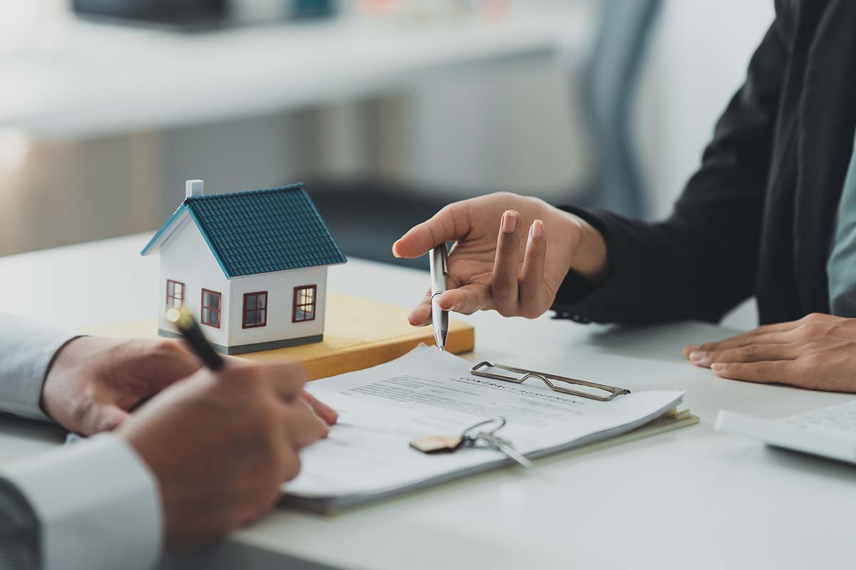 Professionelle Beratung zu Nebenkosten und Vertragsabwicklung